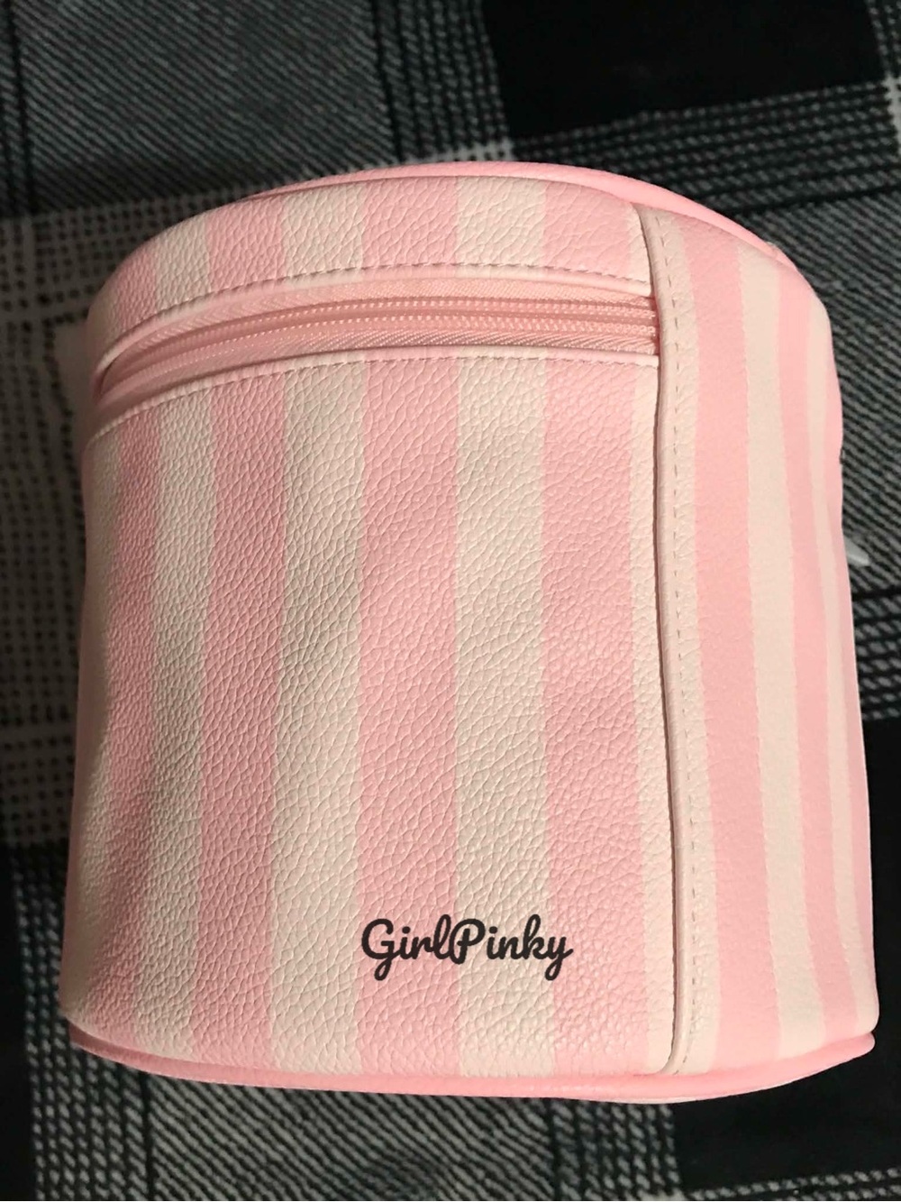 VICTORIA’S SECRET 2 PIECE VANITY MAKEUP/STORAGE CASES IN HERITAGE STRIPES - Picture 8 of 16